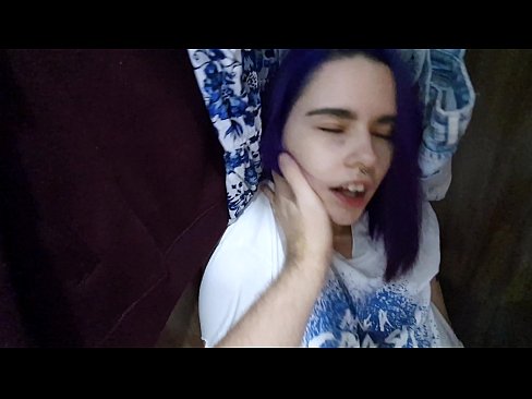 ❤️ Megtaláltam a nővéremet a szekrényben, és segítettem neki elélvezni. ☑ Porno at hu.tubsexercom.ru